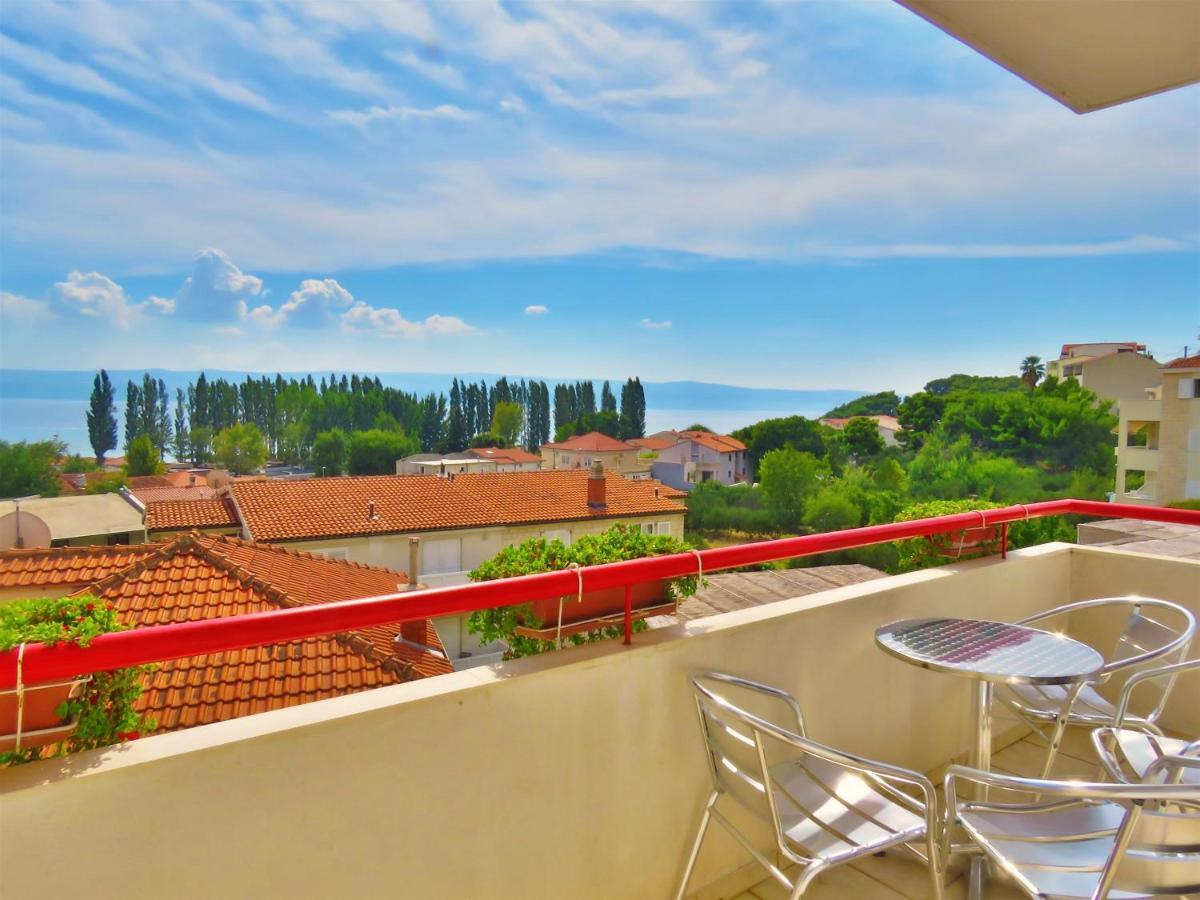 Apartments Zvone Омиш Экстерьер фото
